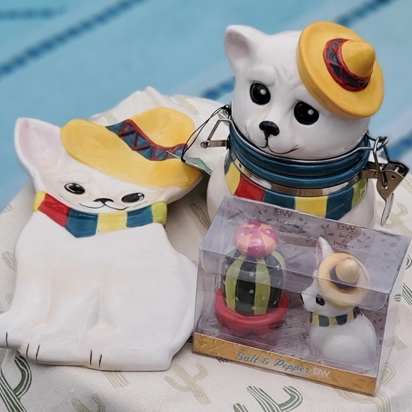 Boston Warehouse Chihuahua Dog Kitchen decor - Picture 3 of 17